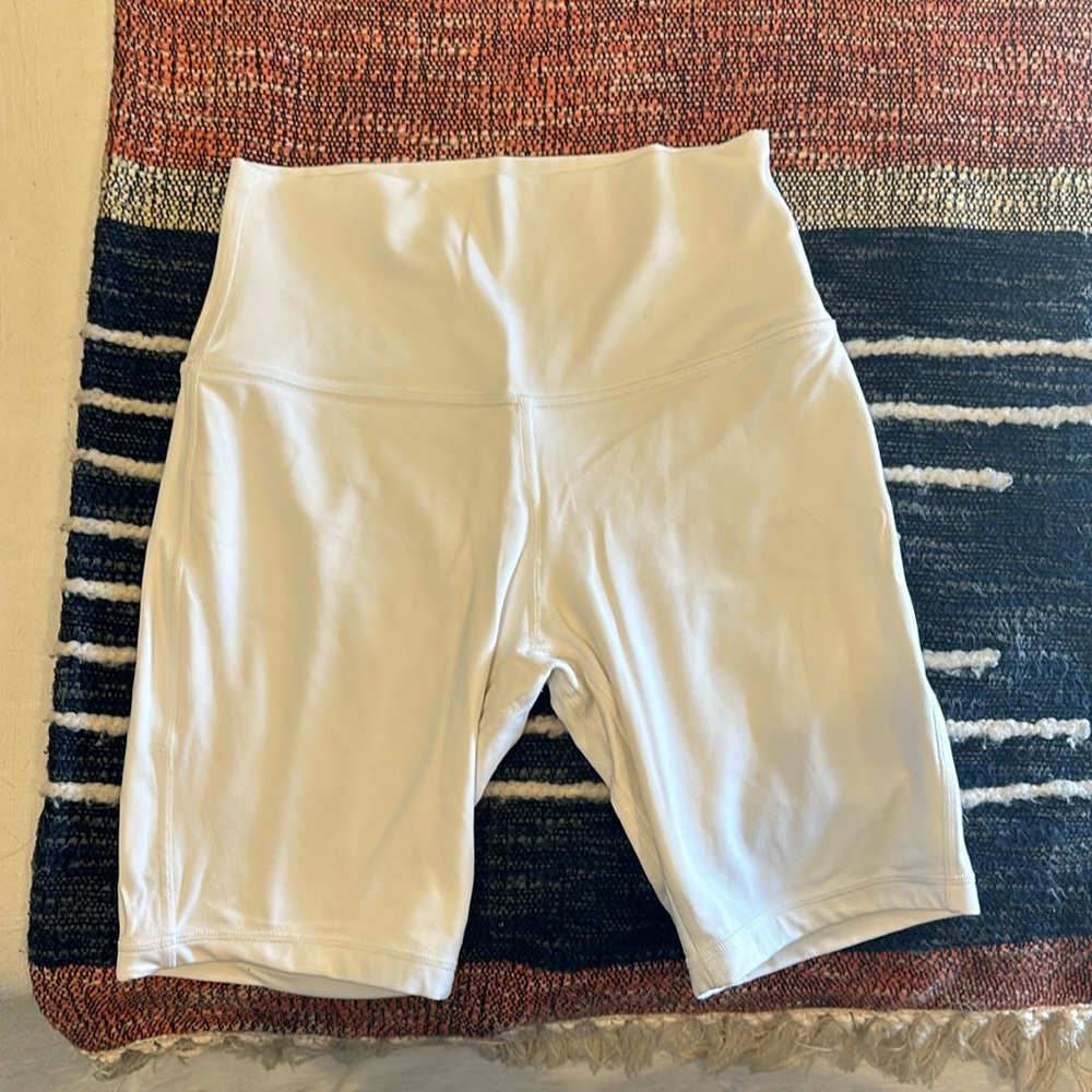Lululemon white 8 inch biker shorts